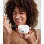 Nivea Soft Moisturiser (500ML)